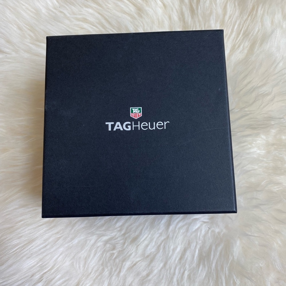 Tag Heuer Aquaracer Blue Dial Men’s Watch, CAF1112. - Picture 16 of 16